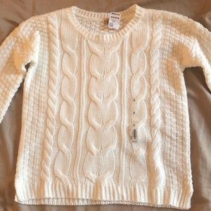 🌵3/$20 Brand new sweater!!!